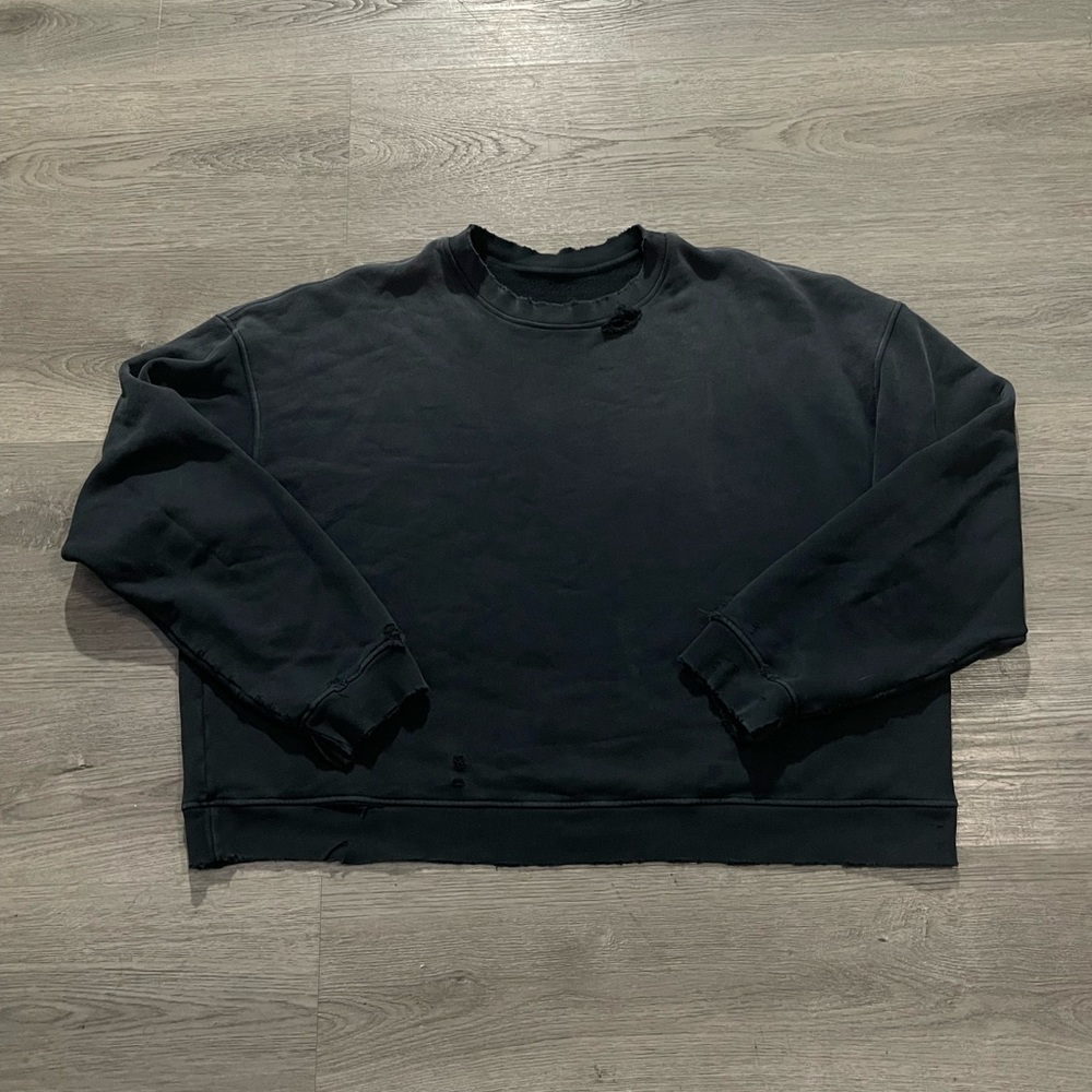 Paly Hollywood men’s navy blue sample/ in production crewneck sweater
